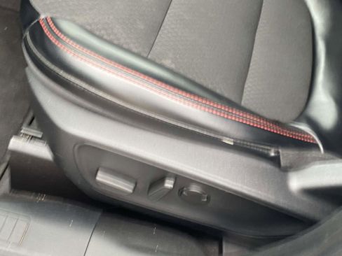 Used 2024 Ford Escape ST-Line image 16