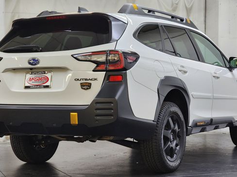 Used 2025 Subaru Outback Wilderness AWD/4WD image 5