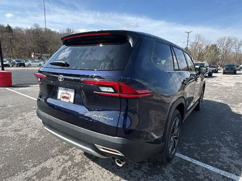 New 2026 Toyota Grand Highlander AWD Hybrid image 6