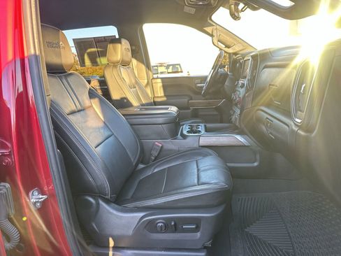 Used 2020 Chevrolet Silverado 3500 High Country image 22