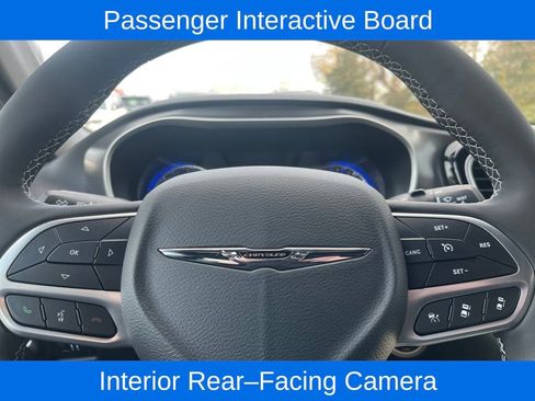 New 2026 Chrysler Pacifica Select image 15