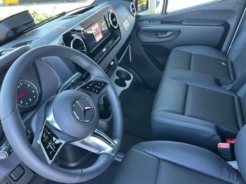 New 2026 Mercedes-Benz Sprinter 2500 image 10