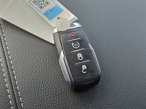 New 2025 RAM 2500 Big Horn image 32