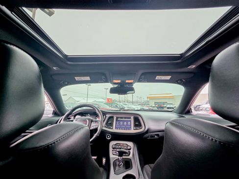 Used 2023 Dodge Challenger R/T w/ Plus Package image 17