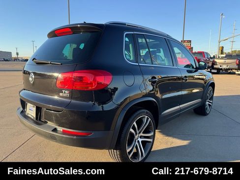 Used 2017 Volkswagen Tiguan SEL image 16