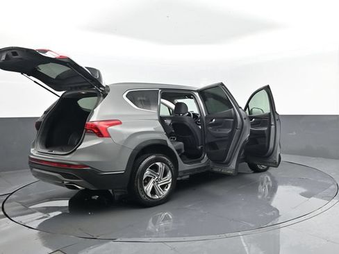 Used 2021 Hyundai Santa Fe SE AWD/4WD image 29