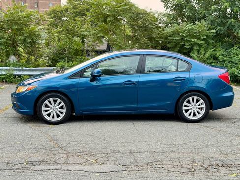 Used 2012 Honda Civic EX-L image 2