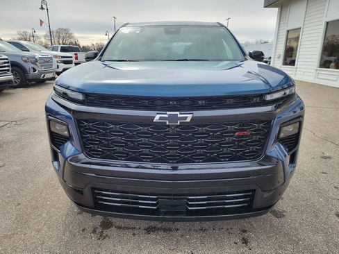 Certified 2025 Chevrolet Traverse RS w/ LPO, Floor Liner Package image 2