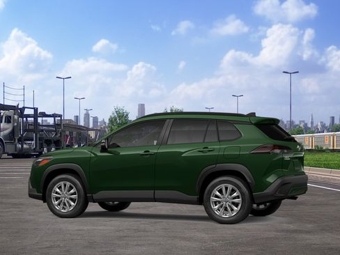 New 2026 Toyota Corolla Cross LE w/ Moonroof Package AWD/4WD image 5