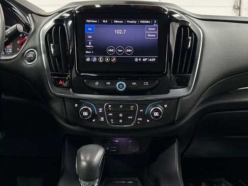 Used 2022 Chevrolet Traverse High Country AWD/4WD image 23