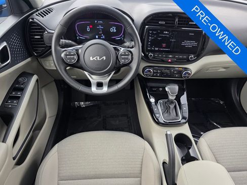 Used 2024 Kia Soul EX FWD image 13
