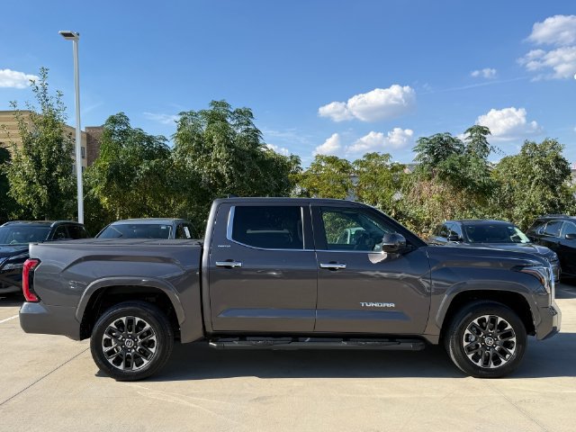 Used 2024 Toyota Tundra Limited AWD/4WD image 5