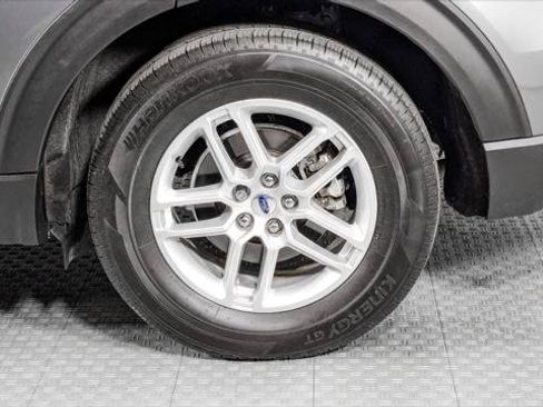 Used 2025 Ford Explorer Active RWD image 36