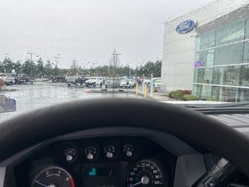 Used 2014 Ford F250 XL w/ Power Equipment Group image 13