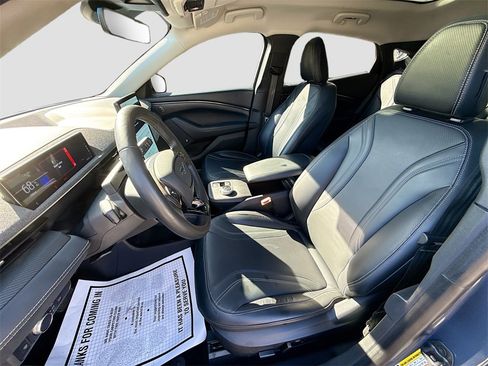 Used 2021 Ford Mustang Mach-E Premium image 23