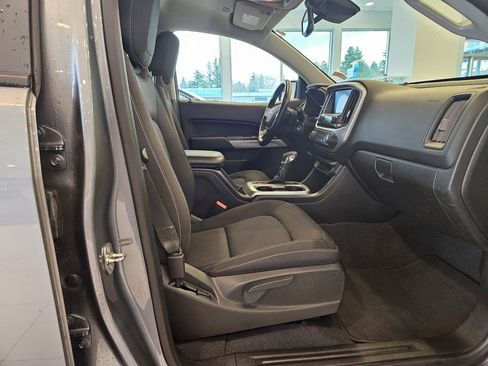 Used 2022 Chevrolet Colorado LT w/ Safety Package AWD/4WD image 22