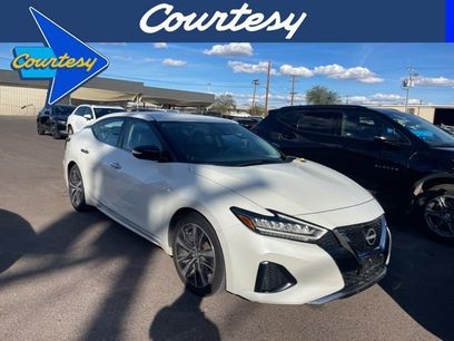 Used 2023 Nissan Maxima SV w/ Floor Mat Group
