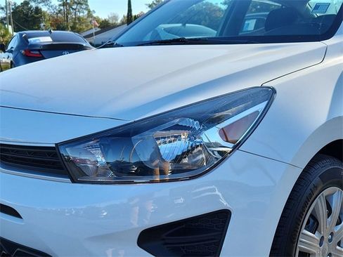 Certified 2021 Kia Rio LX image 8