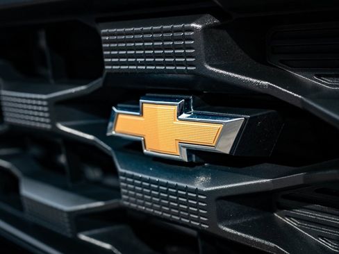 Used 2024 Chevrolet Silverado 1500 W/T w/ WT Value Package image 3