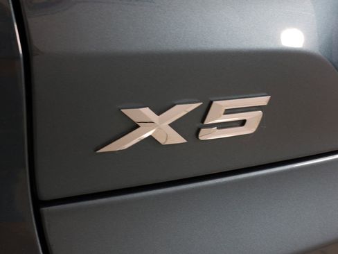 Used 2024 BMW X5 xDrive40i w/ Premium Package image 46