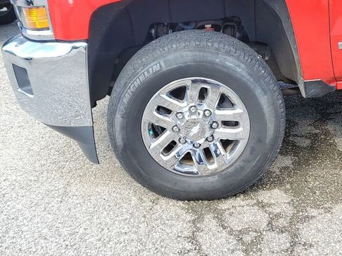 Used 2019 Chevrolet Silverado 2500 LTZ w/ Duramax Plus Package AWD/4WD image 8