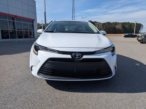 New 2026 Toyota Corolla LE image 8