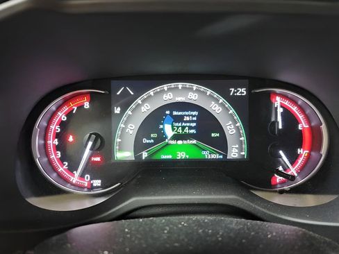 Used 2025 Toyota RAV4 XLE w/ Weather Package image 9