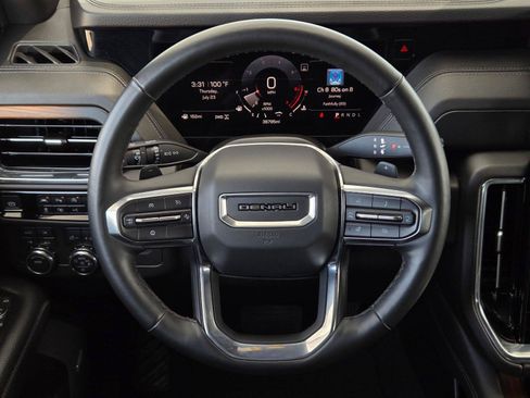 Used 2025 GMC Yukon Denali AWD/4WD image 14