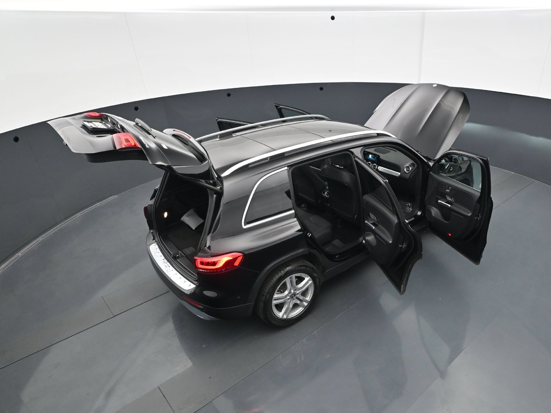 Used 2023 Mercedes-Benz GLB 250 4MATIC image 43