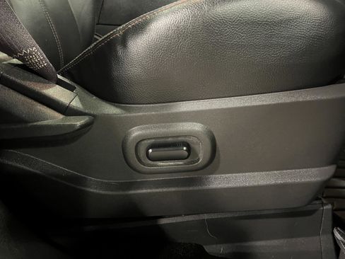 Used 2014 Ford Edge SEL w/ Equipment Group 205A image 40