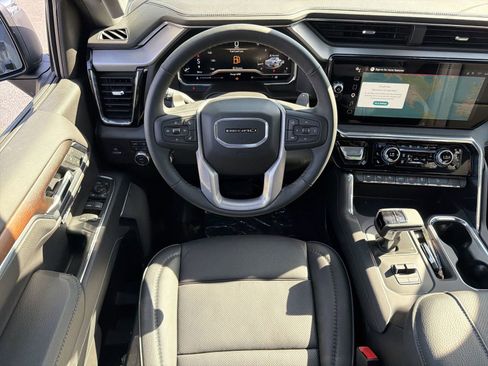 Used 2025 GMC Sierra 1500 Denali w/ Denali Reserve Package AWD/4WD image 29
