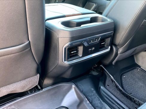Used 2025 Chevrolet Silverado 2500 High Country w/ High Country Premium Package AWD/4WD image 33