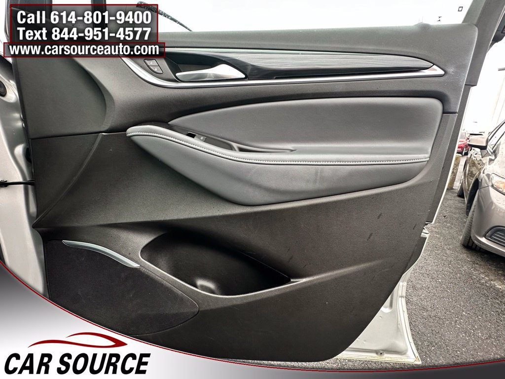 Used 2019 Buick Enclave Essence AWD/4WD image 24