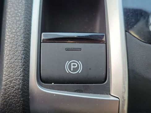 Used 2019 Honda Civic LX image 29