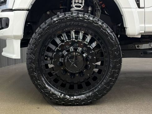 Used 2026 Ford F450 Platinum w/ FX4 Off-Road Package image 10