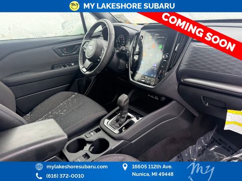 Used 2025 Subaru Forester Premium image 14