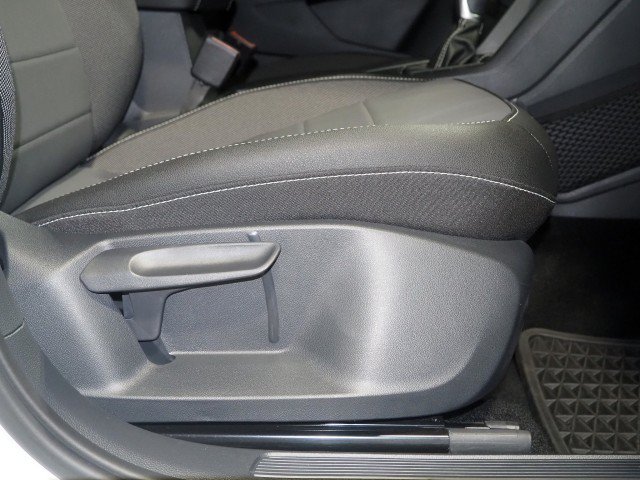 Used 2024 Volkswagen Taos SE FWD image 54