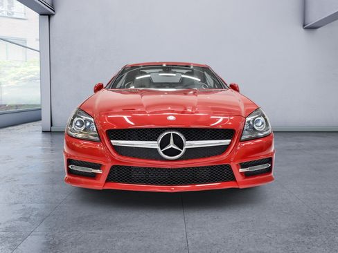 Used 2014 Mercedes-Benz SLK 250 image 8