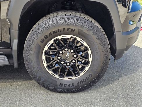 New 2026 Chevrolet Silverado EV Trail Boss w/ Plus Package AWD/4WD image 9