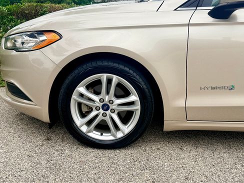 Used 2018 Ford Fusion S FWD image 18