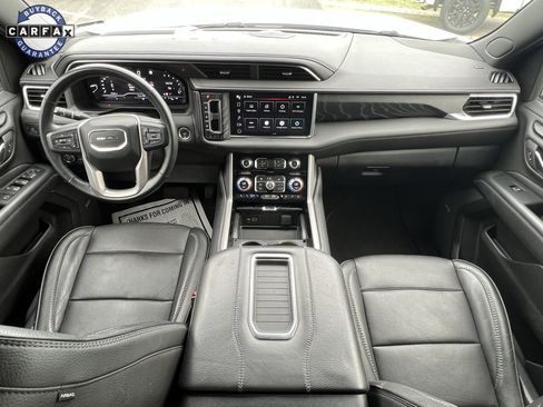 Used 2023 GMC Yukon Denali image 2