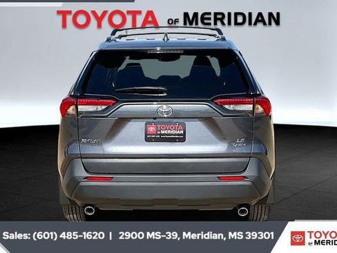 New 2025 Toyota RAV4 LE image 4