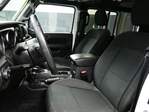 Used 2021 Jeep Wrangler Unlimited Sport AWD/4WD image 9