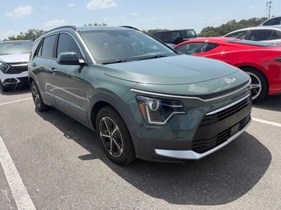 Used 2023 Kia Niro EX