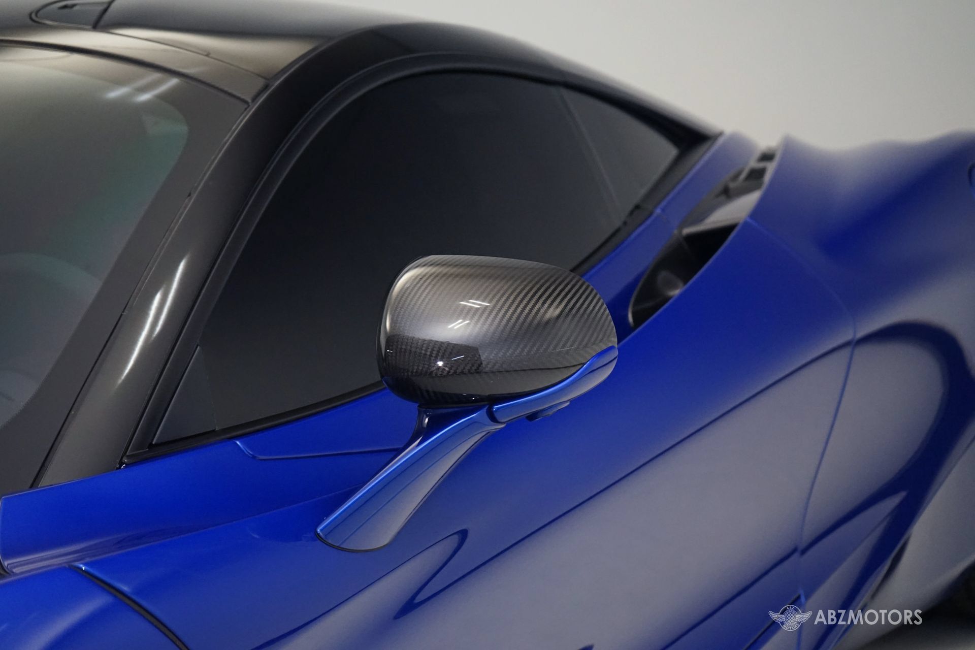 Used 2018 McLaren 720S Performance RWD image 18