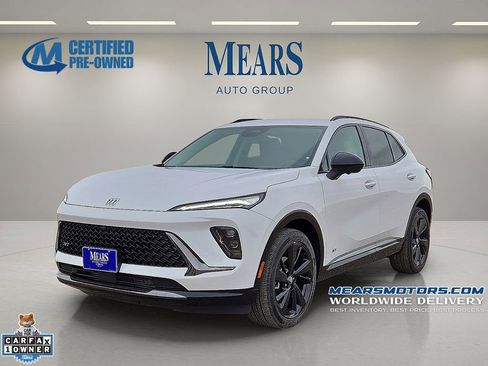 Used 2025 Buick Envision Sport Touring image 1