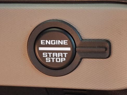 Certified 2023 Ford Bronco Wildtrak AWD/4WD image 25