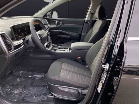 New 2026 Kia Sorento LX image 4
