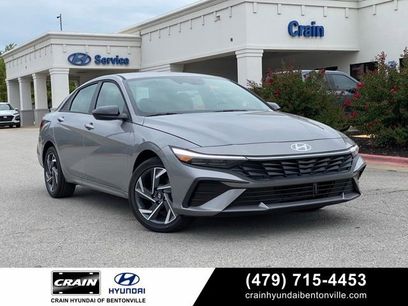 New 2025 Hyundai Elantra SEL