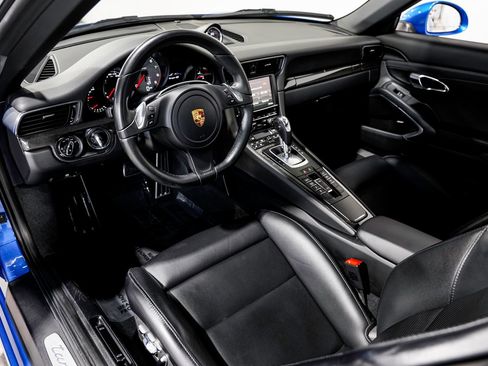 Used 2016 Porsche 911 Targa 4S AWD/4WD image 9